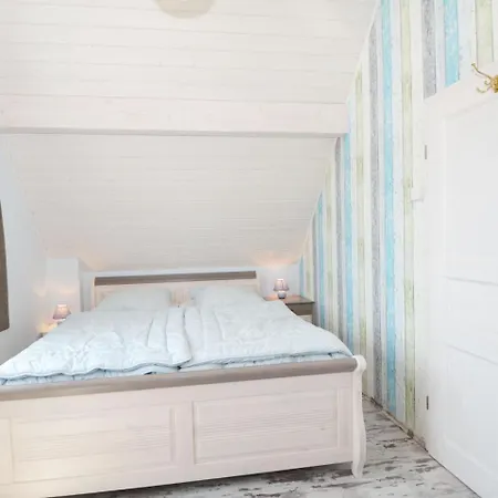 Ferienhaus Seerauber * Lancken